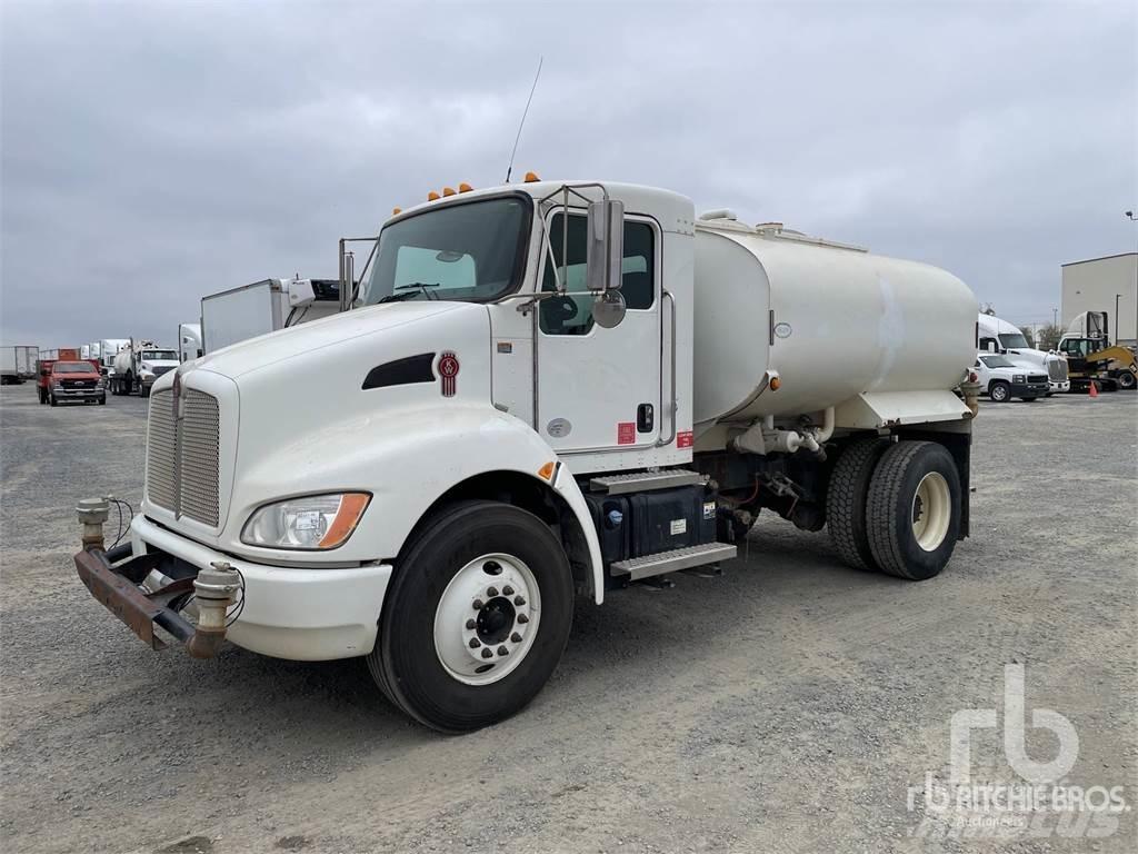 Kenworth T270 水車