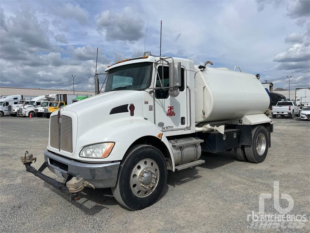 Kenworth T270 水車