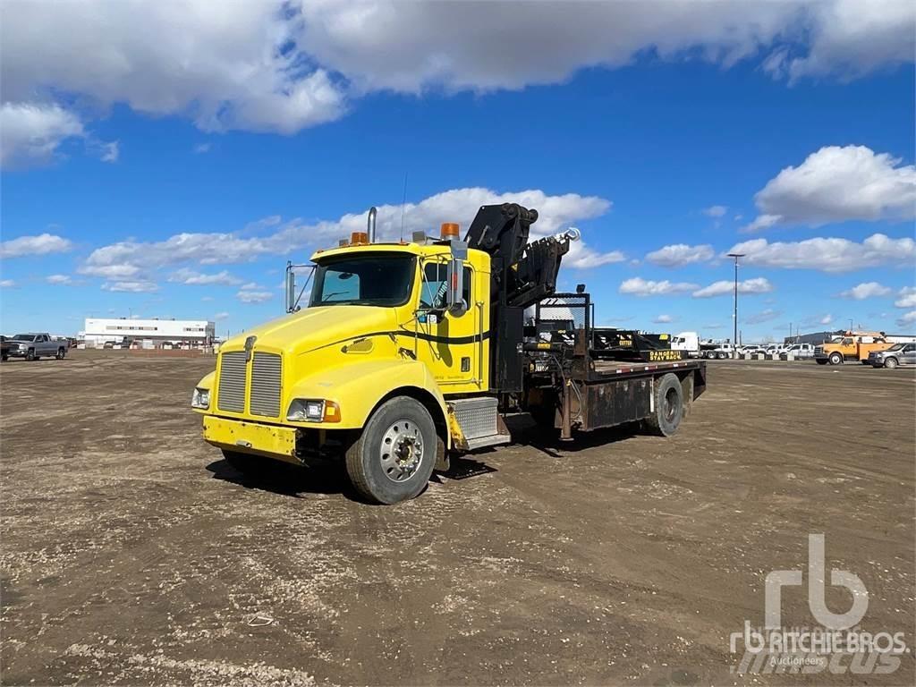 Kenworth T300 起重機卡車