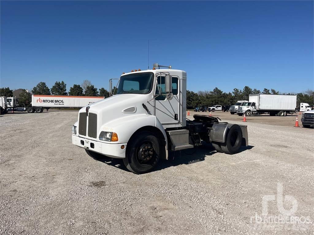 Kenworth T300 曳引機組件