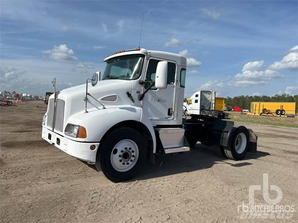 Kenworth T300 曳引機組件
