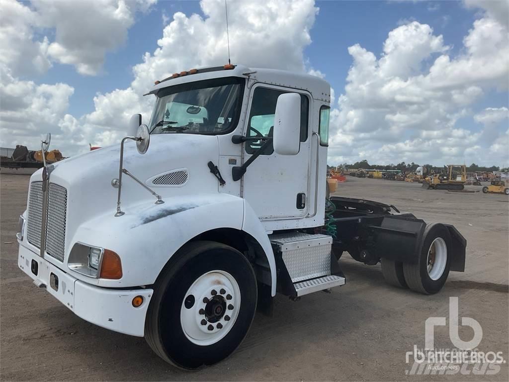 Kenworth T300 曳引機組件