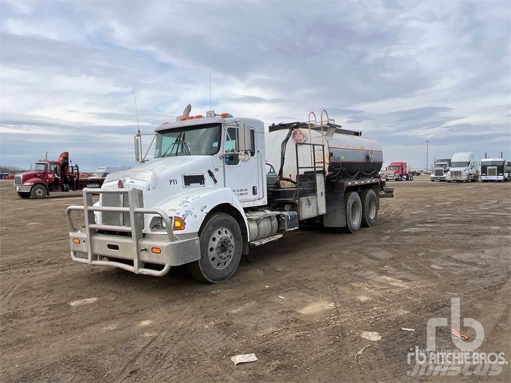 Kenworth T300 其他貨車