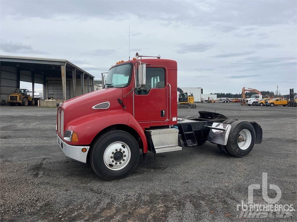 Kenworth T300 曳引機組件