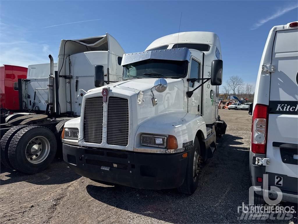 Kenworth T600 曳引機組件