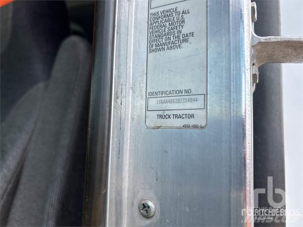 Kenworth T660 曳引機組件
