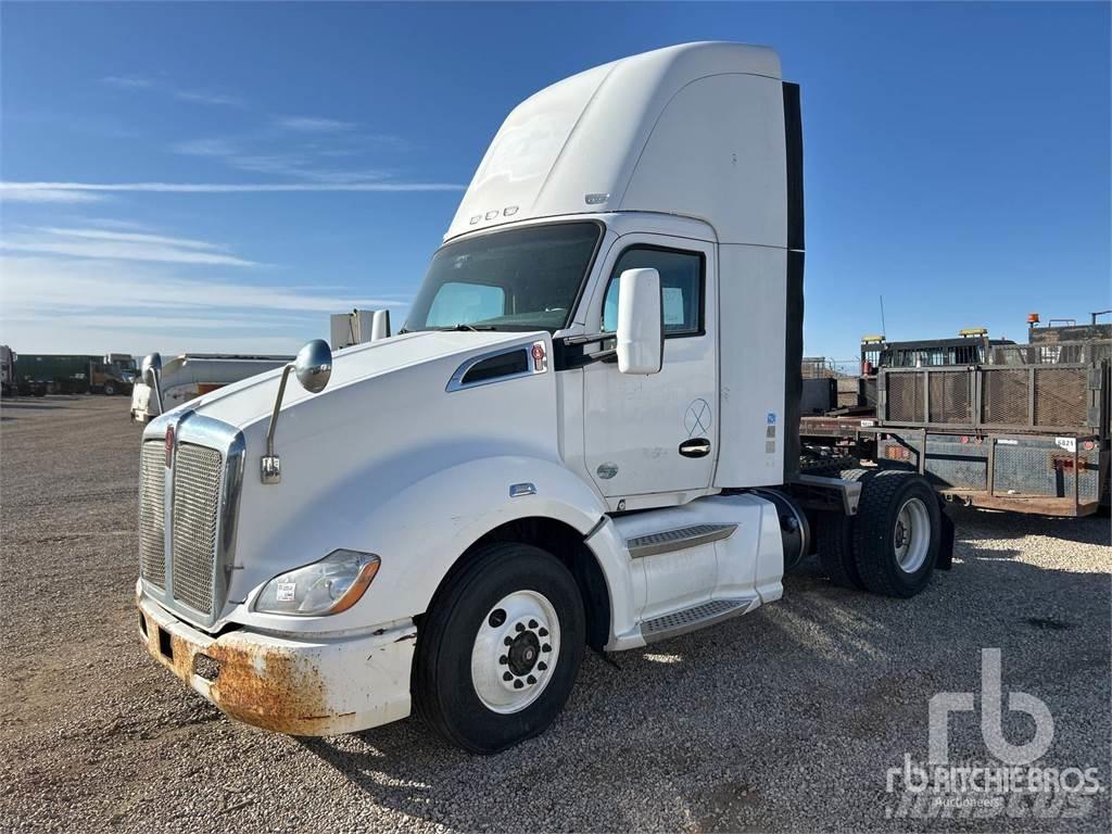 Kenworth T680 曳引機組件