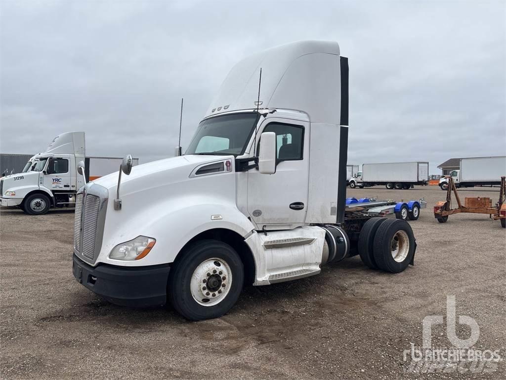 Kenworth T680 曳引機組件