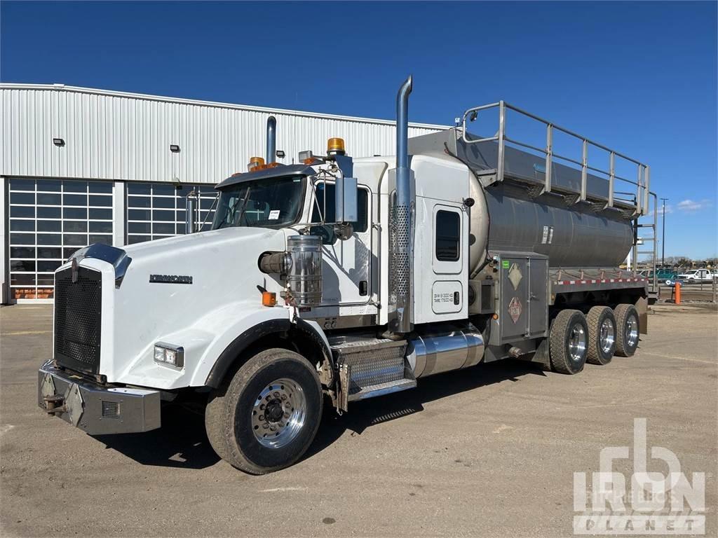 Kenworth T800 運油車