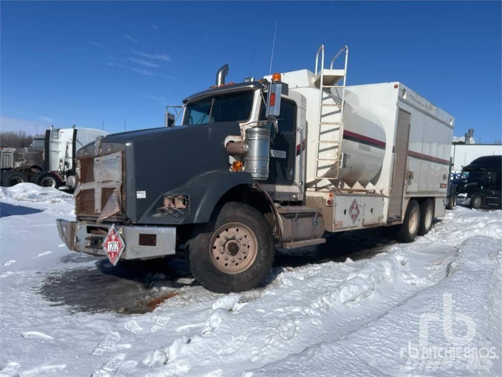 Kenworth T800 運油車