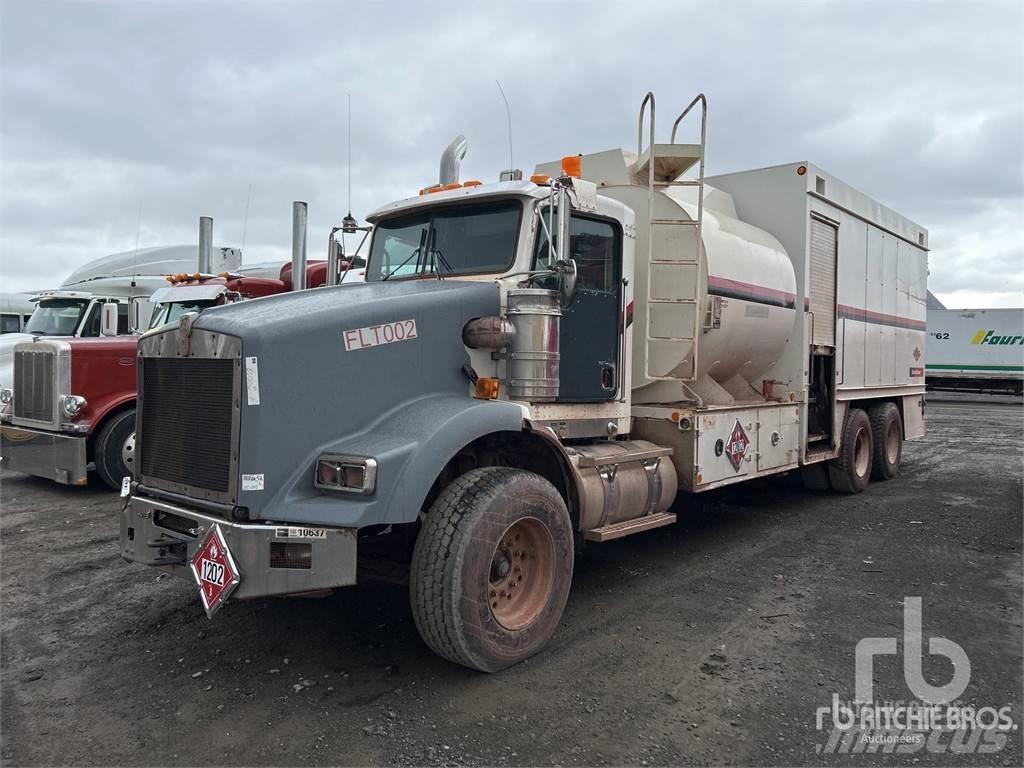 Kenworth T800 運油車