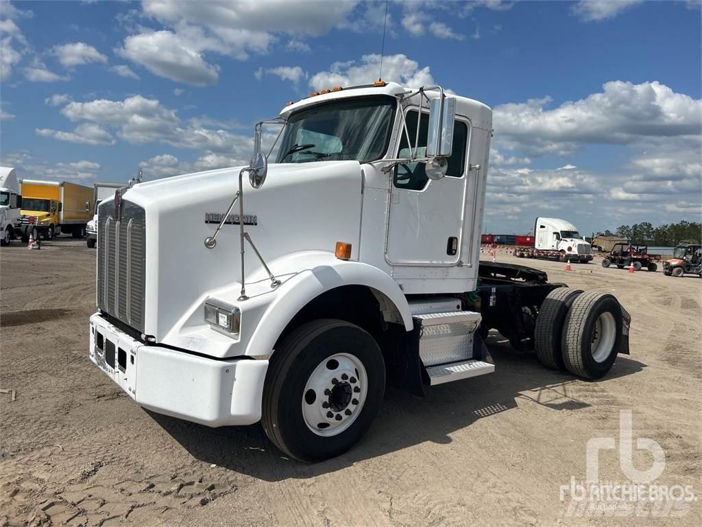 Kenworth T800 曳引機組件
