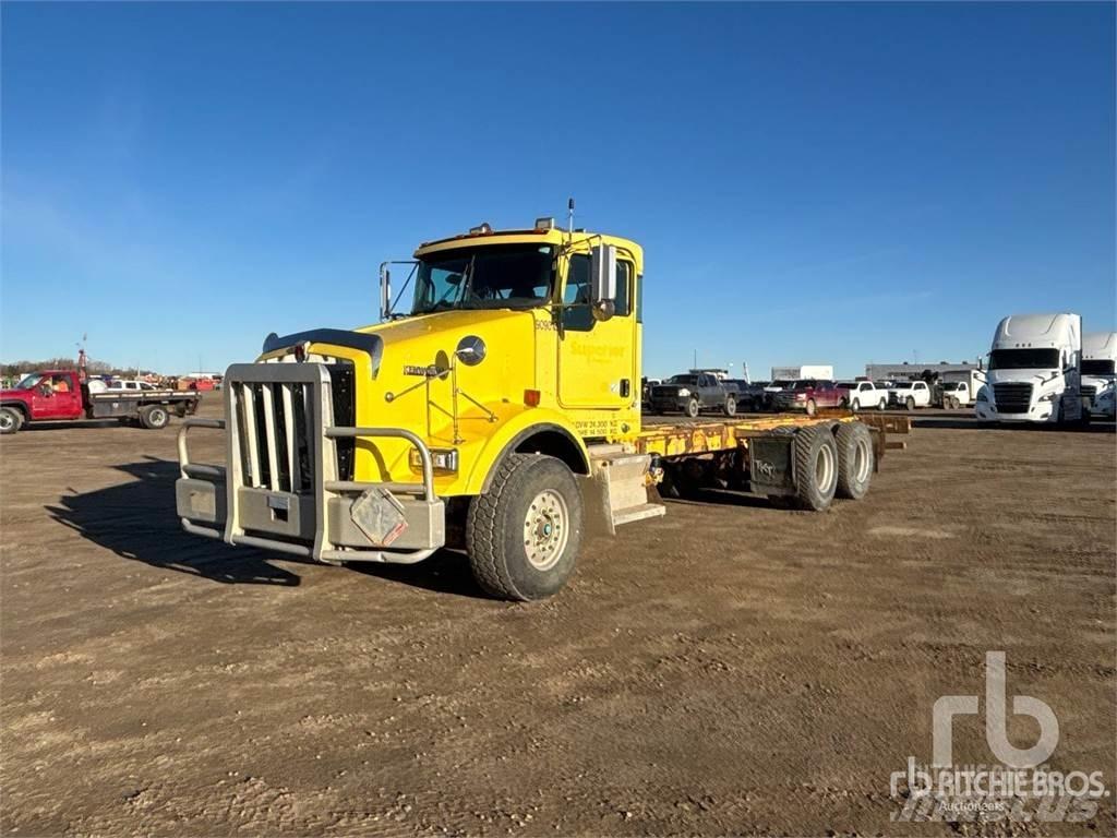 Kenworth T800 商用底盤車