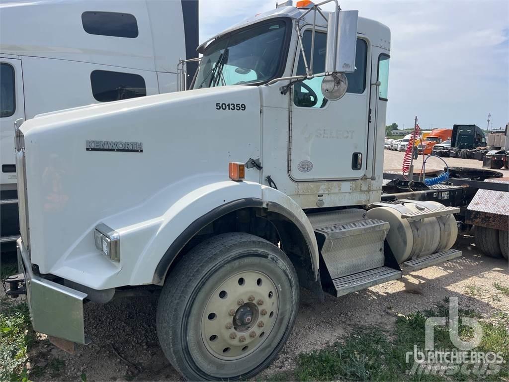 Kenworth T800 曳引機組件
