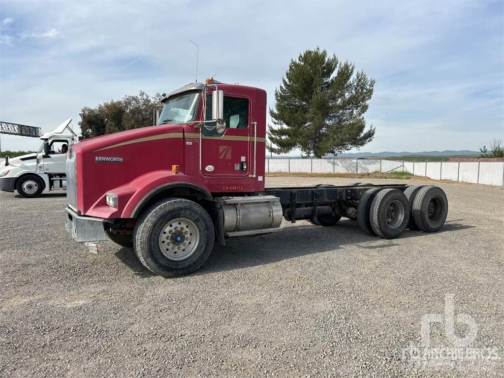 Kenworth T800 商用底盤車
