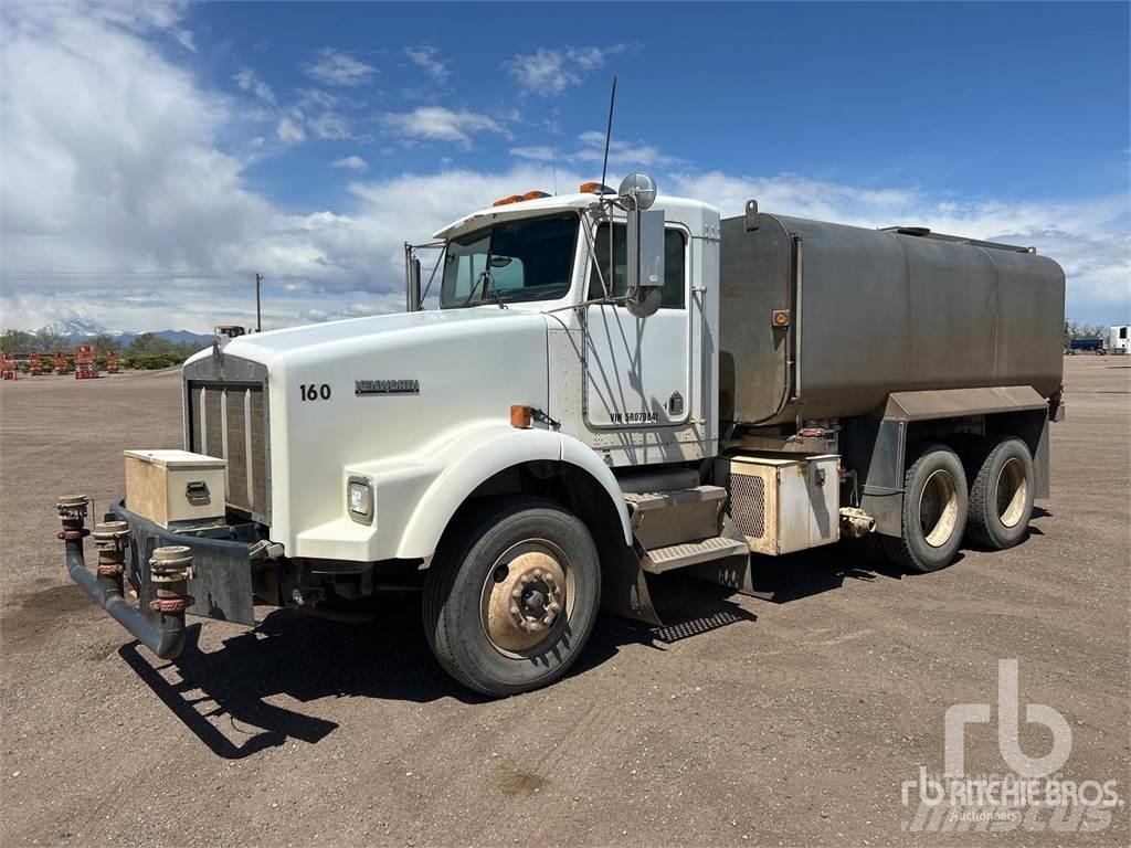 Kenworth T800 水車