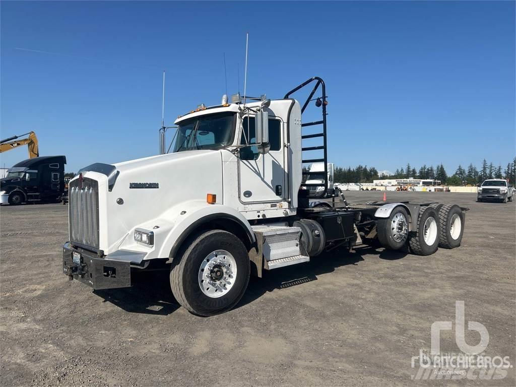 Kenworth T800 商用底盤車
