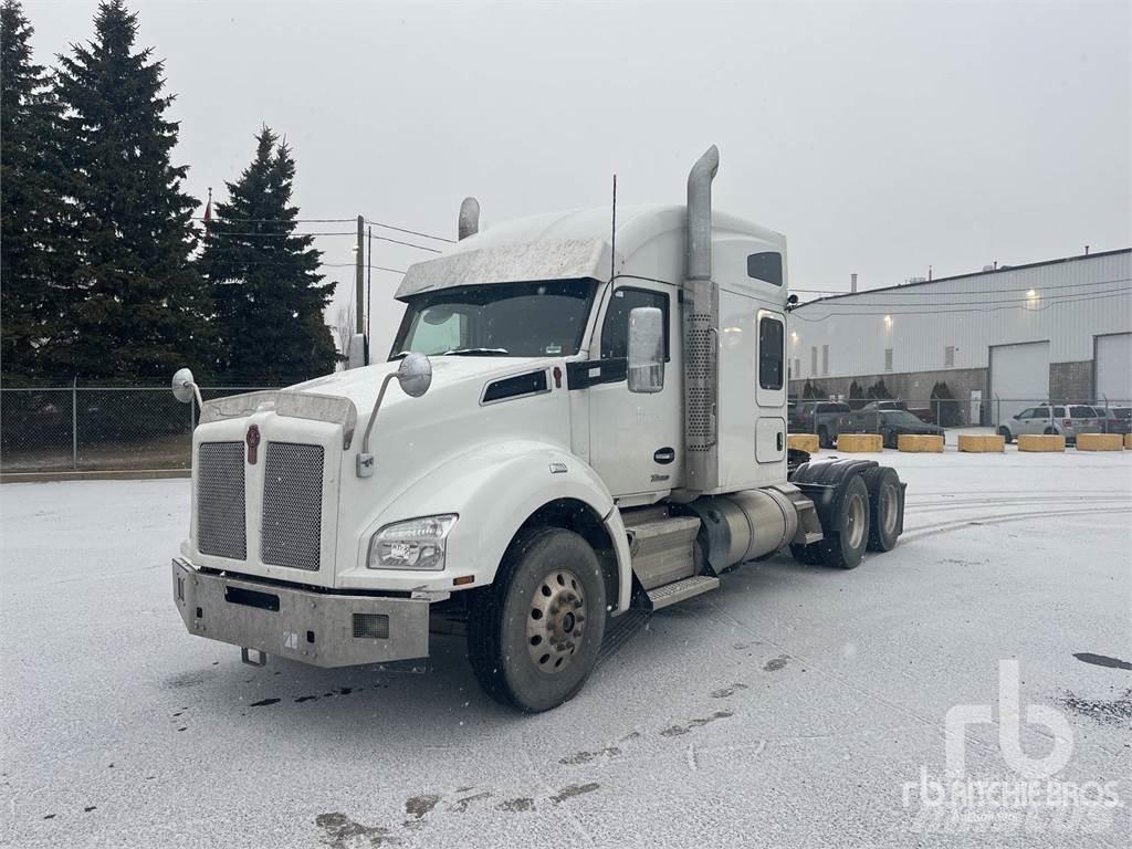 Kenworth T880 曳引機組件