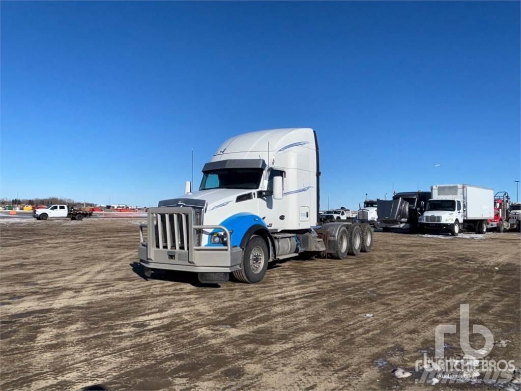 Kenworth T880 曳引機組件