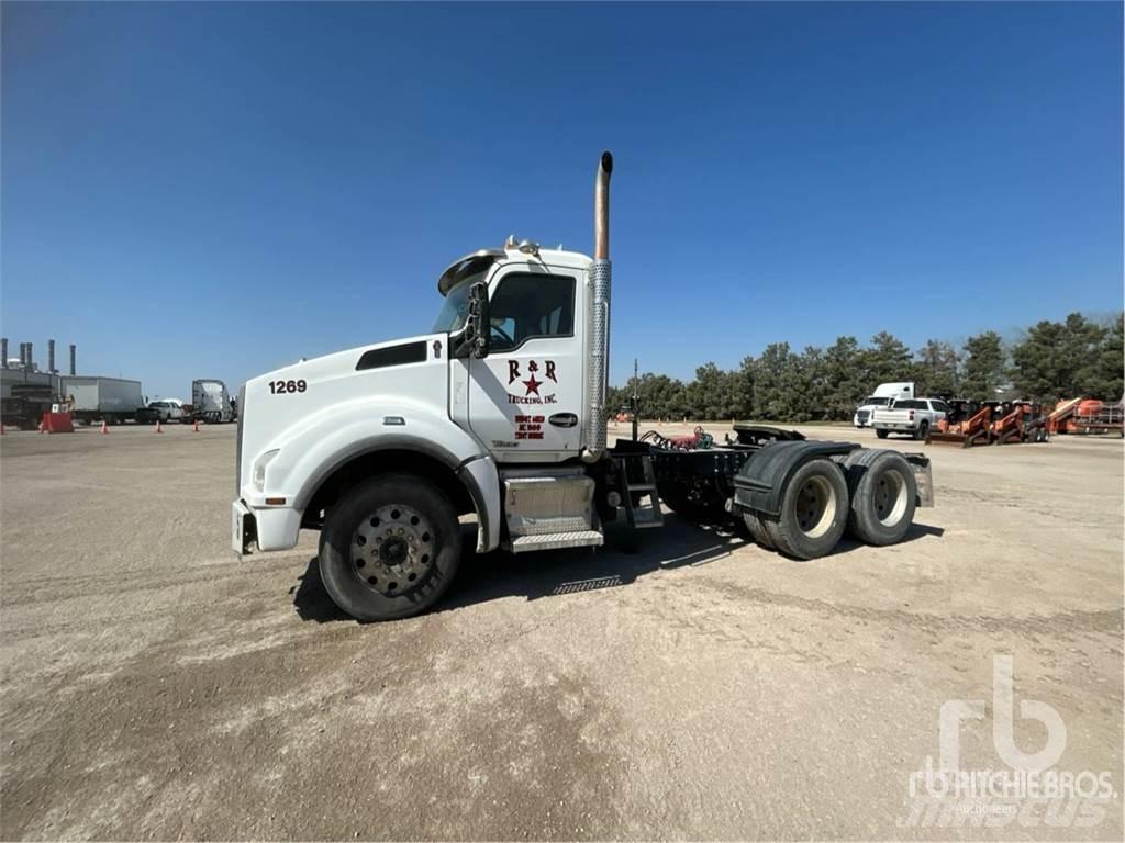 Kenworth T880 曳引機組件