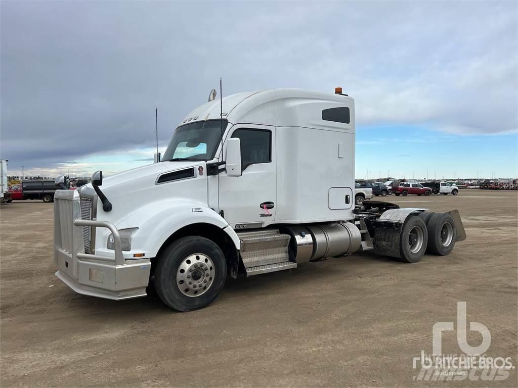 Kenworth T880 曳引機組件