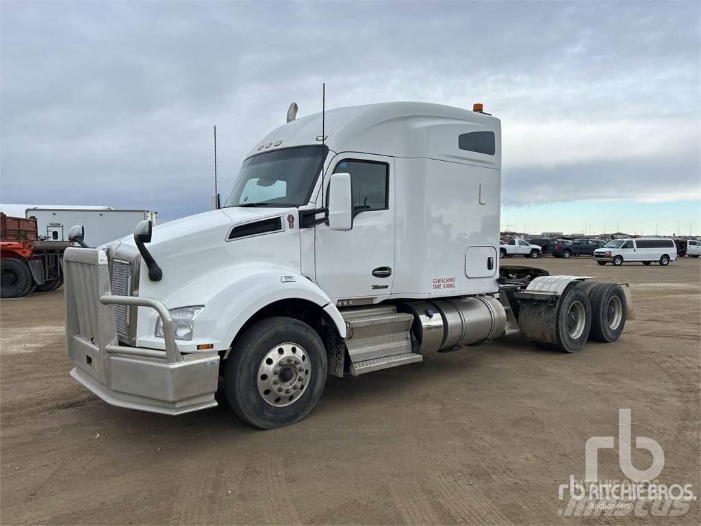 Kenworth T880 曳引機組件