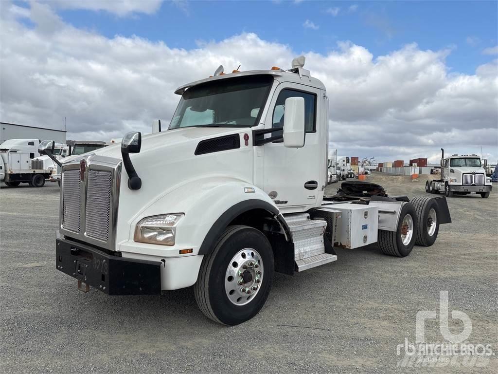Kenworth T880 曳引機組件