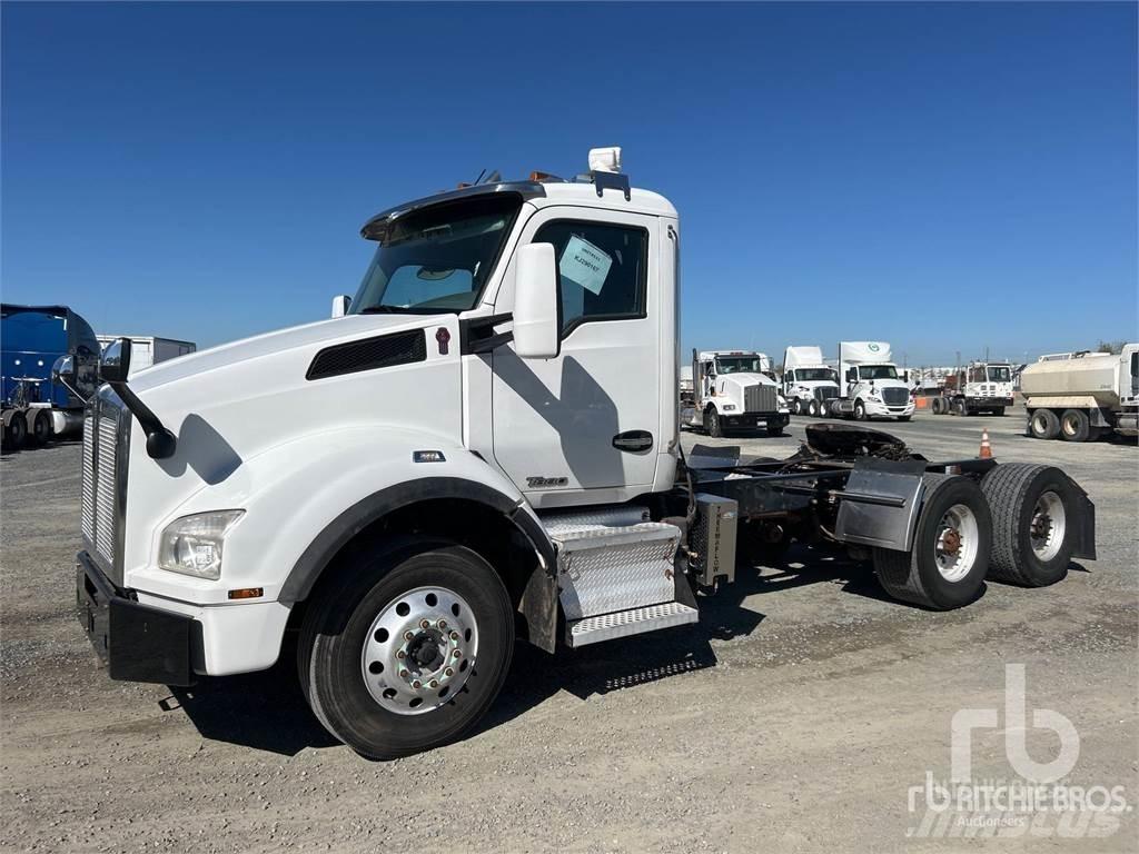 Kenworth T880 曳引機組件
