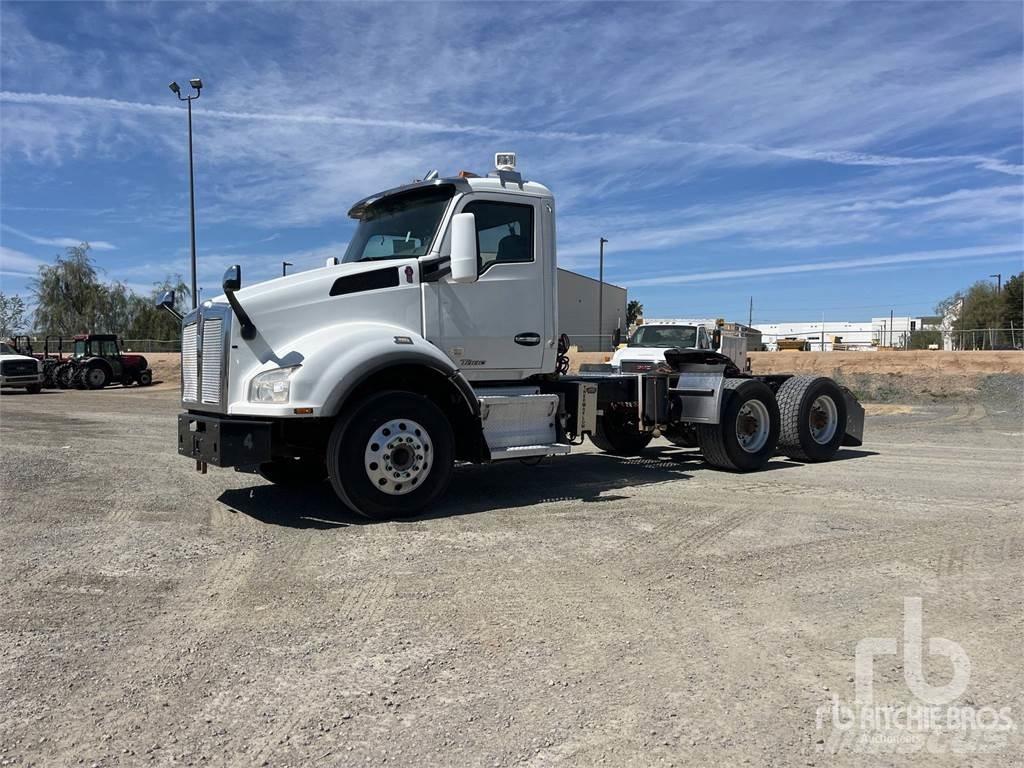 Kenworth T880 曳引機組件
