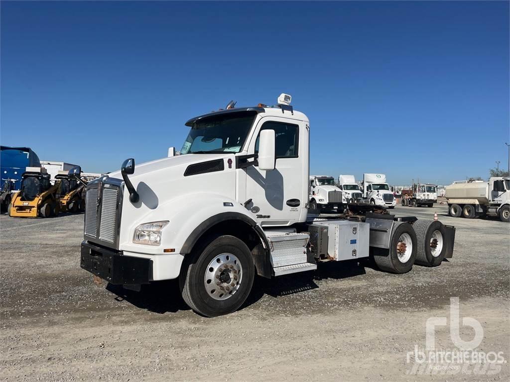 Kenworth T880 曳引機組件