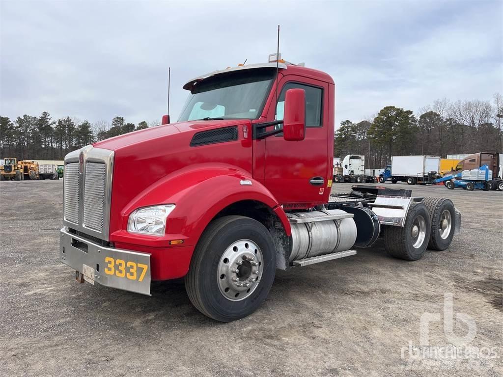 Kenworth T880 曳引機組件