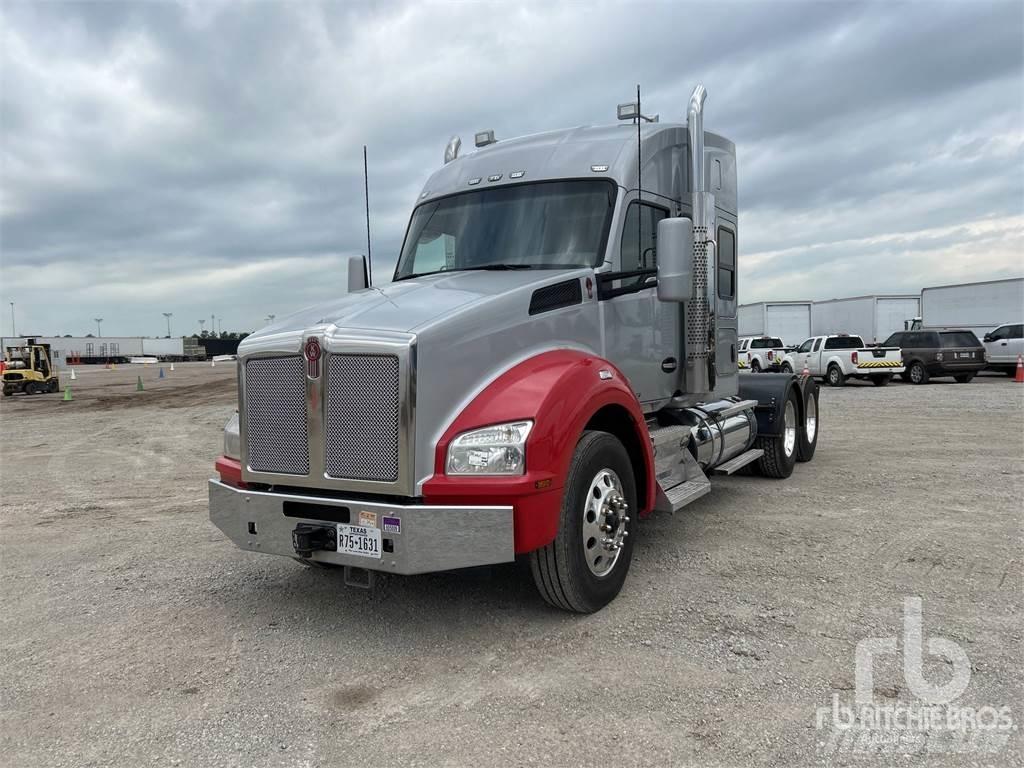 Kenworth T880 曳引機組件