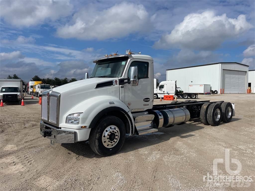 Kenworth T880 商用底盤車