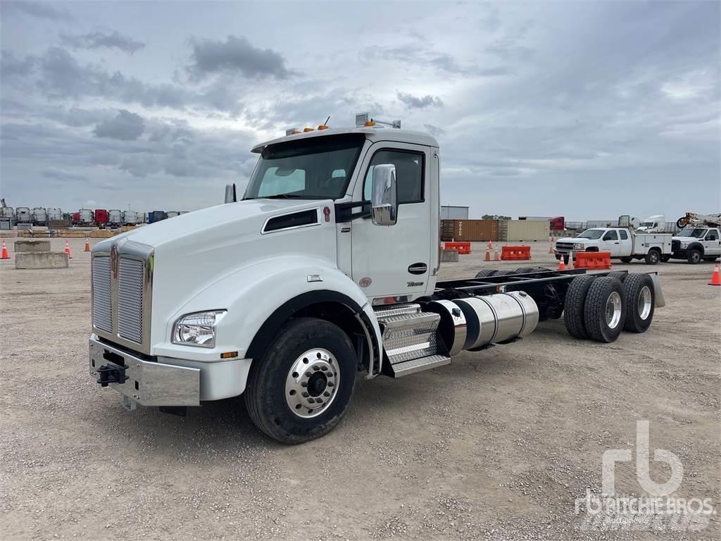 Kenworth T880 商用底盤車
