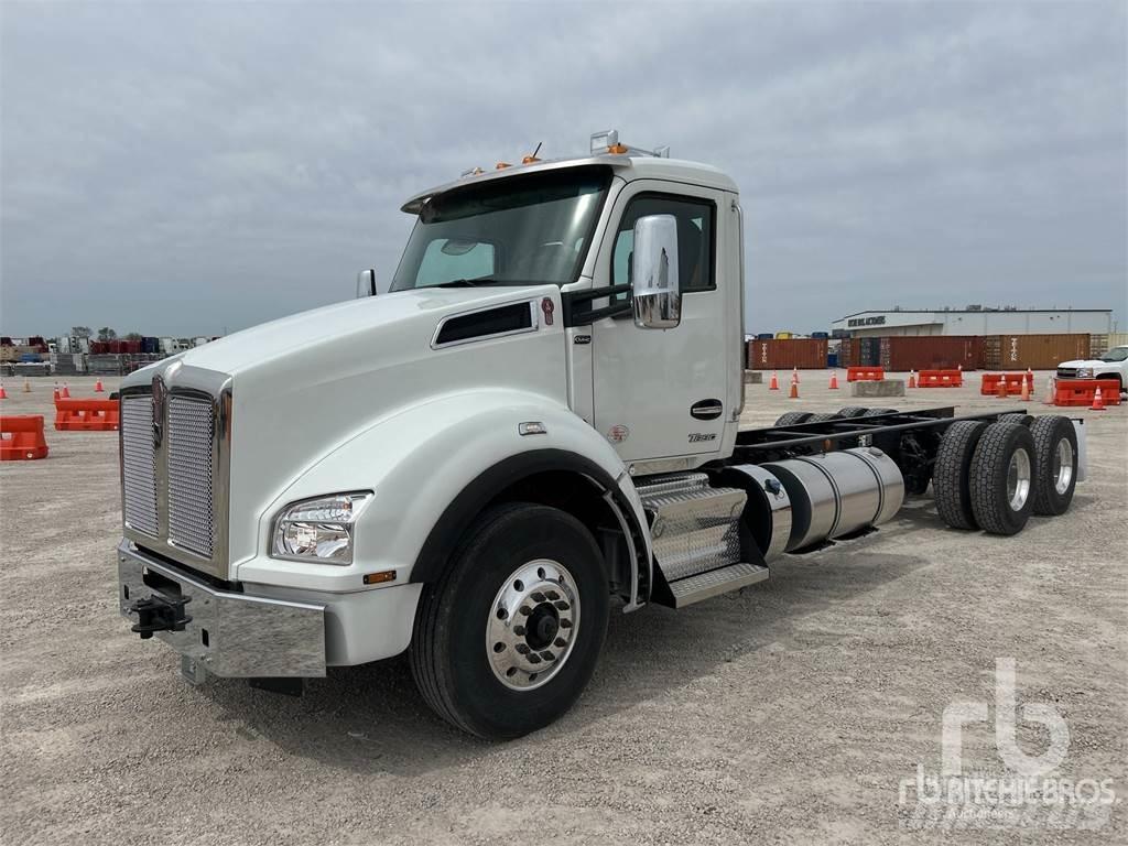 Kenworth T880 商用底盤車