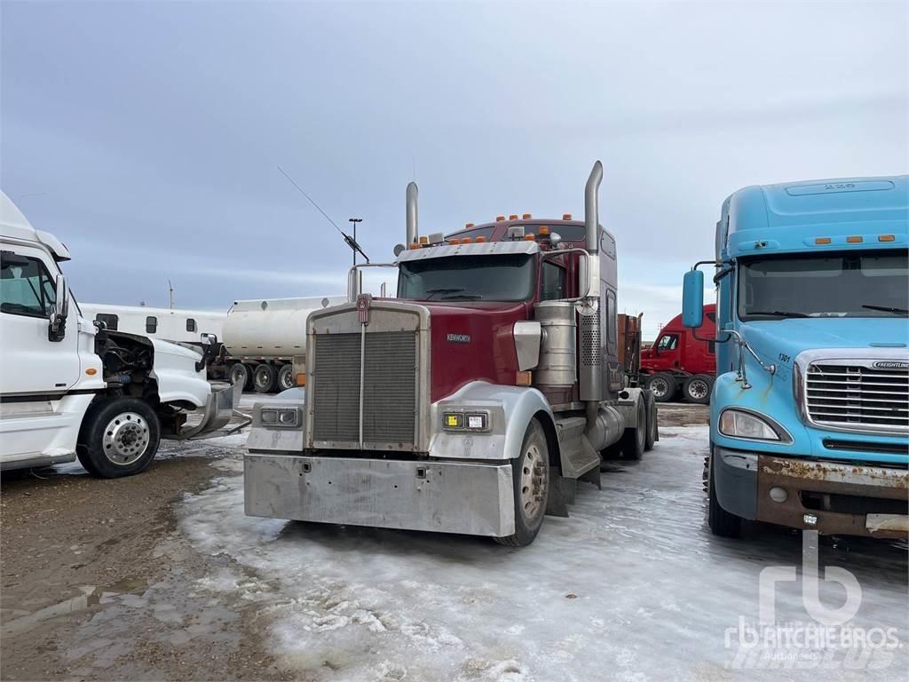 Kenworth W900 曳引機組件
