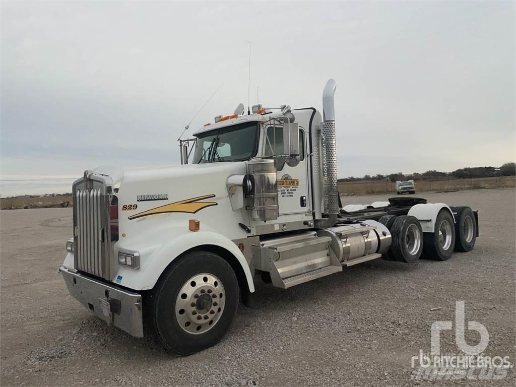 Kenworth W900 曳引機組件