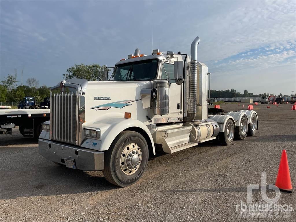 Kenworth W900 曳引機組件