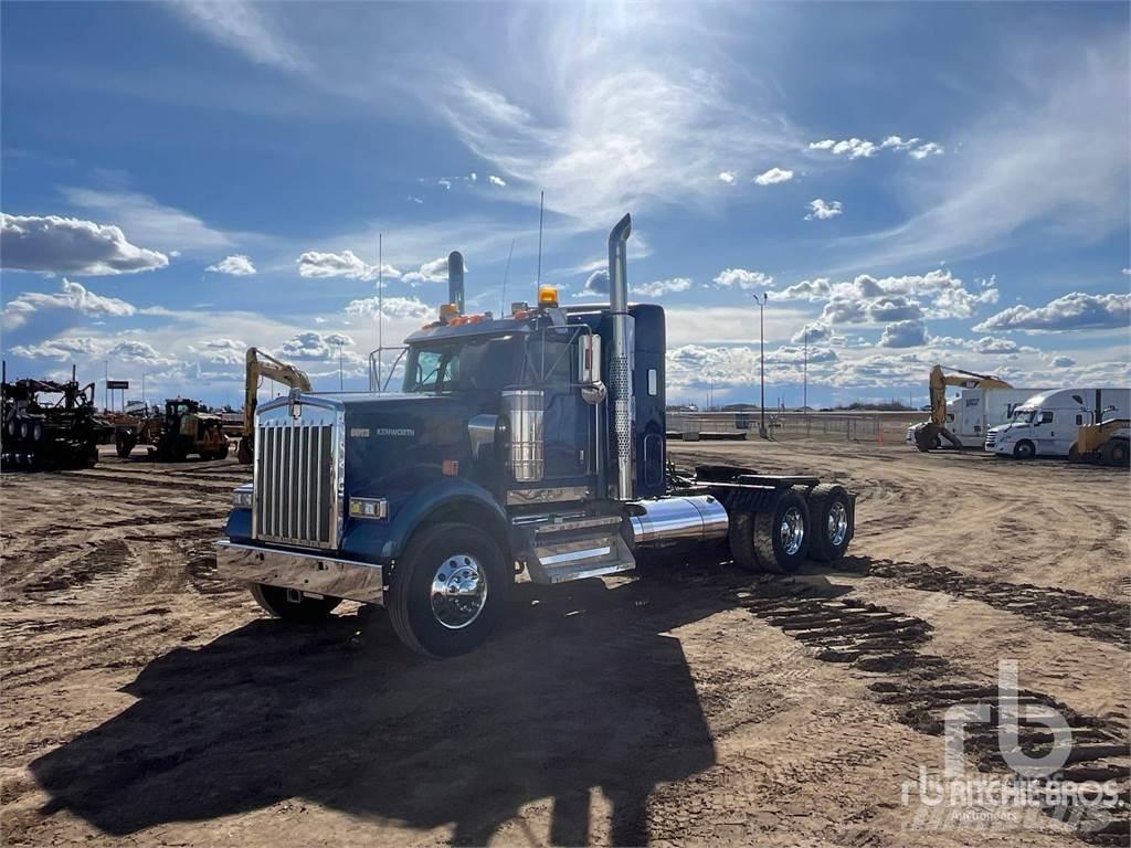 Kenworth W900 曳引機組件
