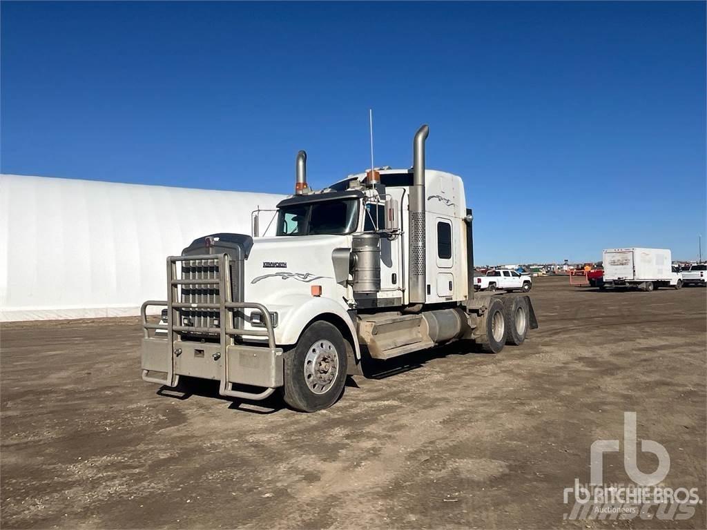 Kenworth W900 曳引機組件