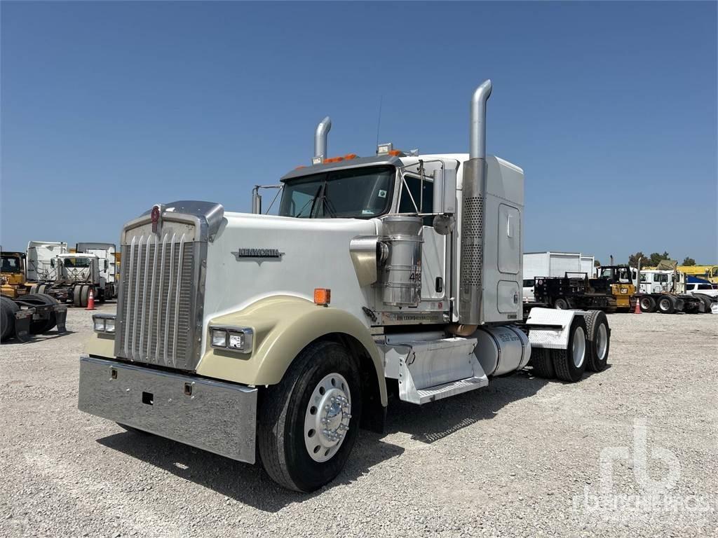 Kenworth W900 曳引機組件