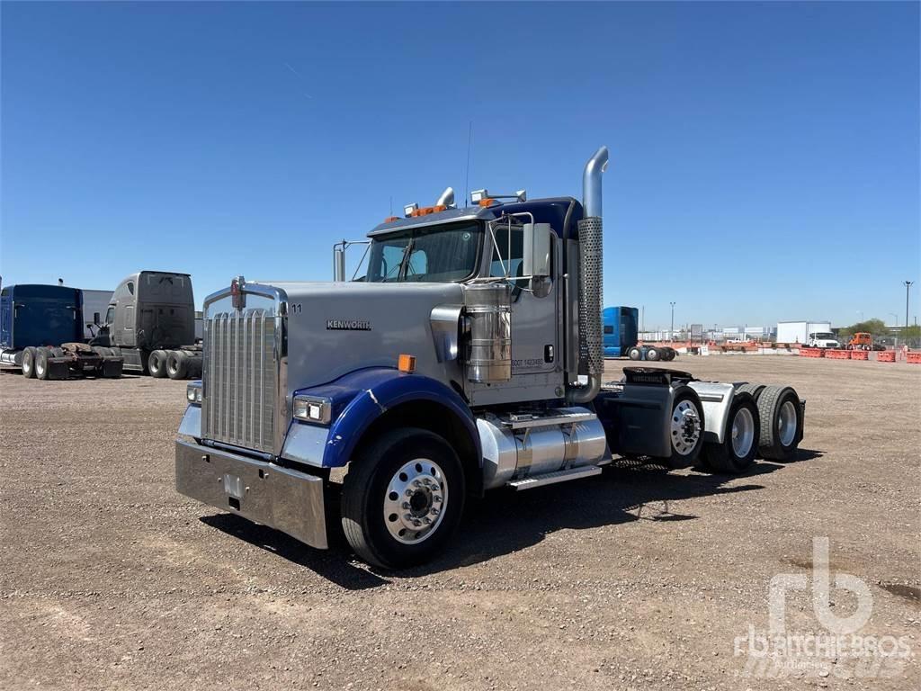 Kenworth W900 曳引機組件