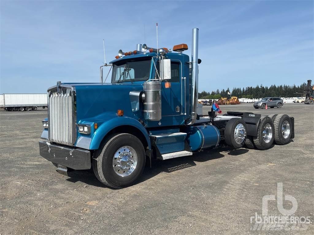 Kenworth W900 曳引機組件