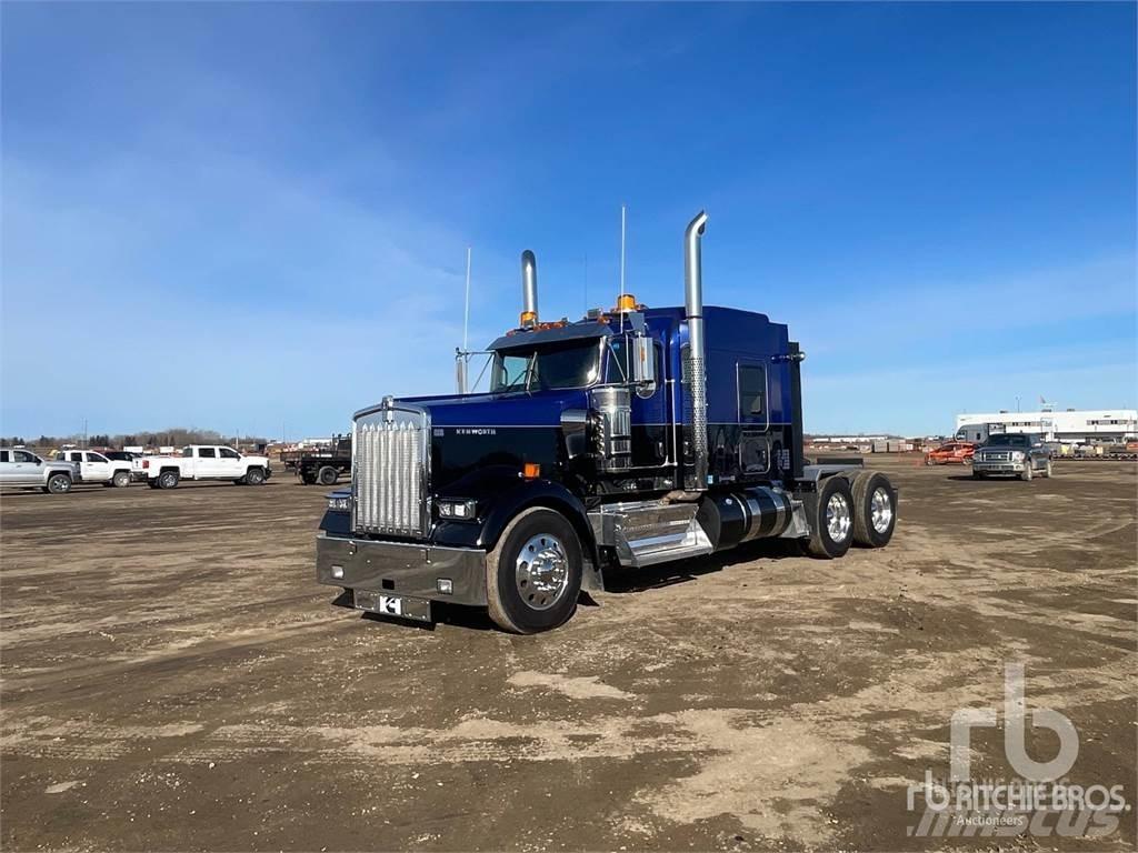 Kenworth W900L 曳引機組件