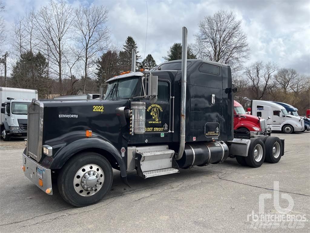Kenworth W900L 曳引機組件