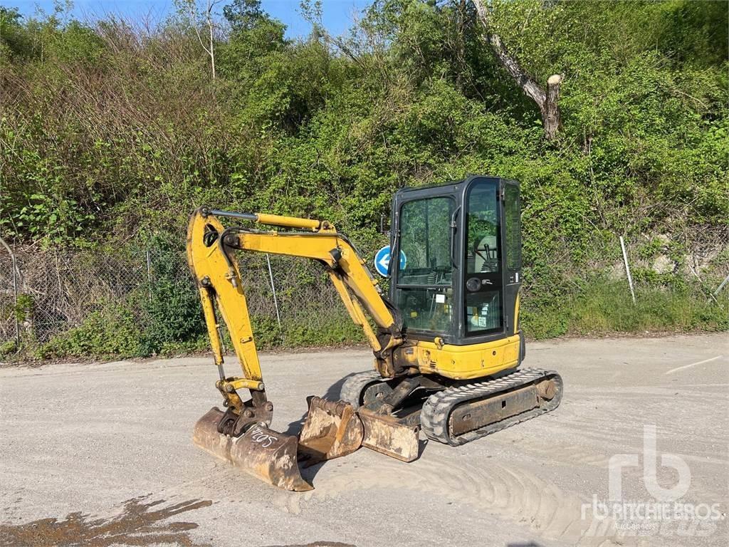 Komatsu PC26MR3 小型挖土機/掘鑿機<7t(小型挖掘機)
