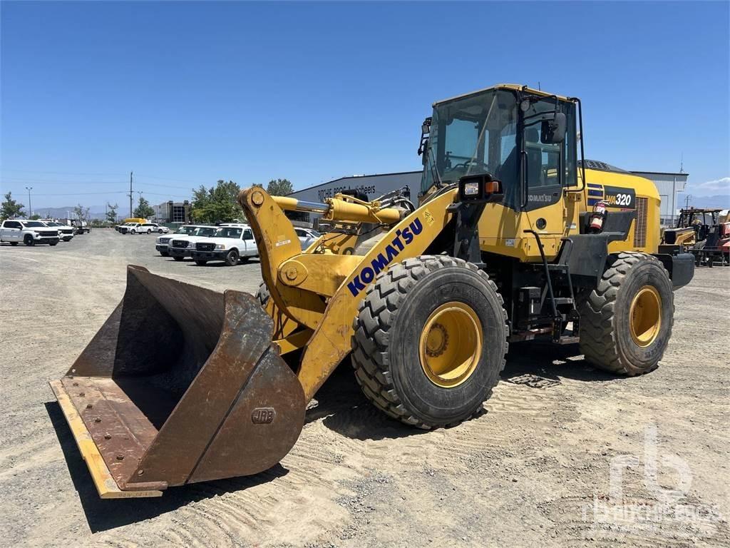 Komatsu WA320-8 輪胎式裝載機