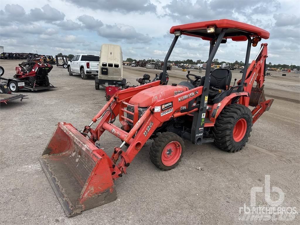 Kubota B26 反鏟裝載機