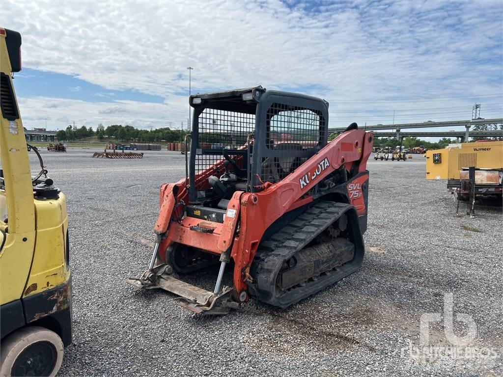Kubota SVL75-2 滑移轉向裝載機
