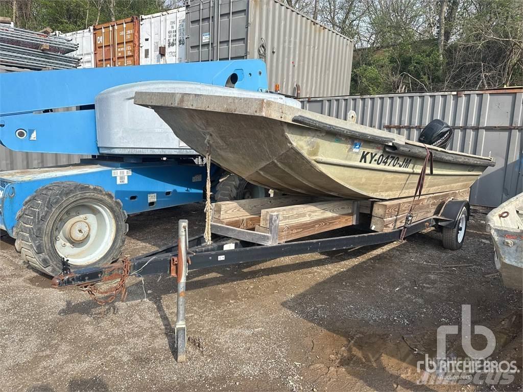 Lowe R1960MT 工作船艇 / 駁船